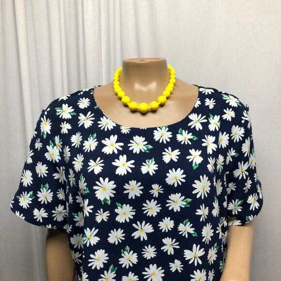 Old Navy Dress Daisy Print Womens Size Large Short Sleeve Lightweight Shift - Picture 2 of 7